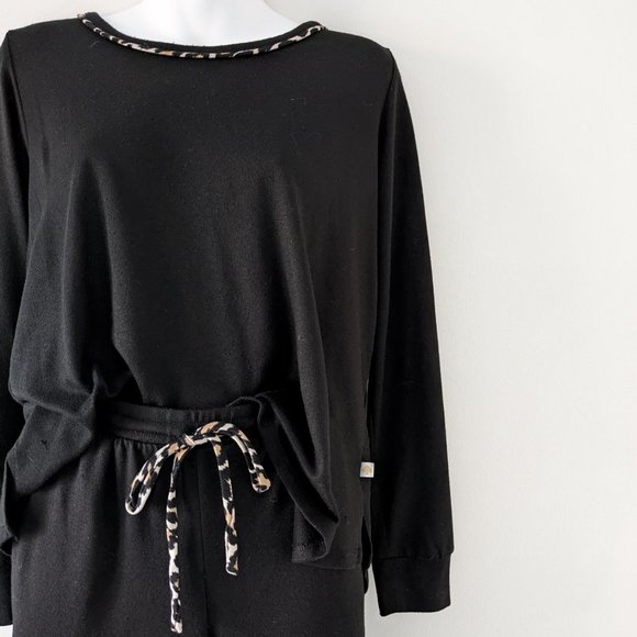 Kate Spade Lounge Set/Pajamas - Picture 5 of 6